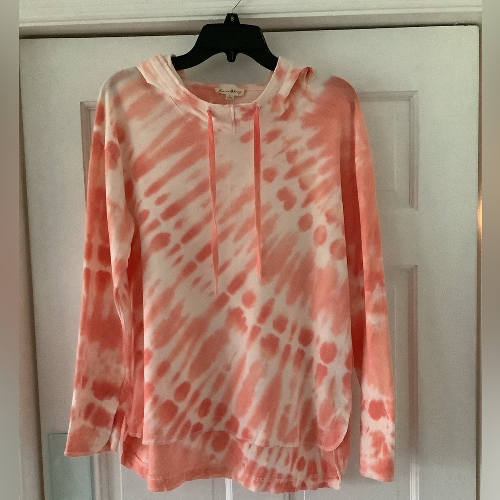 Ladies orange and white tie dye hooded top. Shorter in front only worn  couple